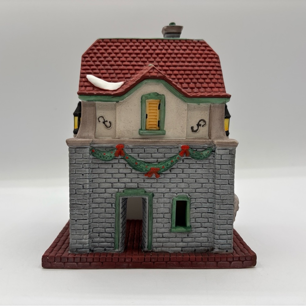 Department 56 1992 Heritage Village Collection Gate House 5530-1 EUC Accessory